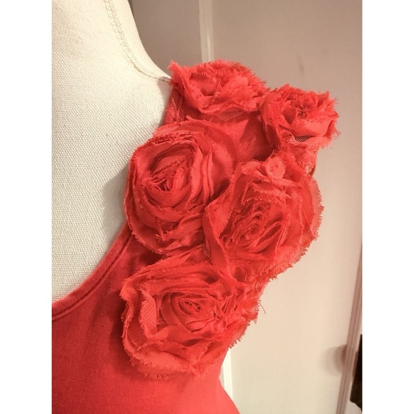 Rachael And Chloe Women's Floral Appliqué Top Size M Coral - Picture 2 of 6
